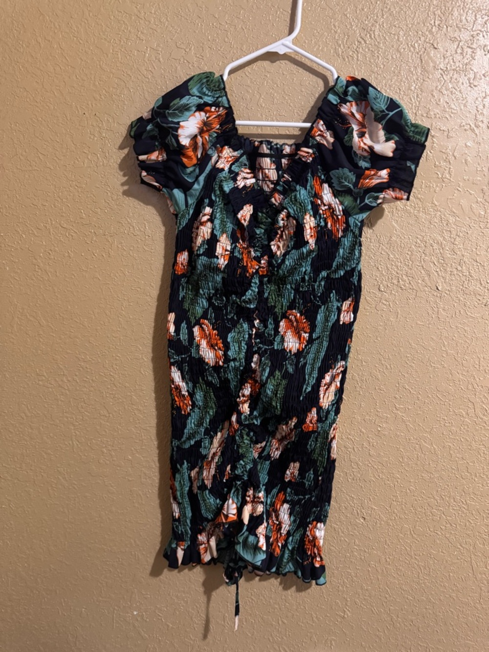 Tropical print bodycon dress